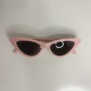 Pink vintage looking sunglasses